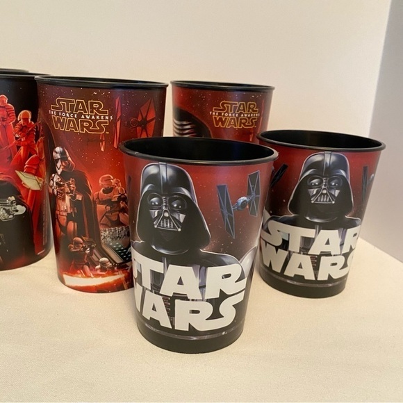 Star Wars Darth Vader/ Storm Trooper/ The Last Jedi/ The Force Awakens 8 Cup Set - Picture 3 of 11